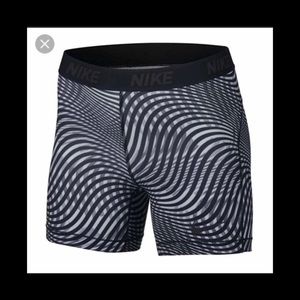 XS Nike Pro Shorts